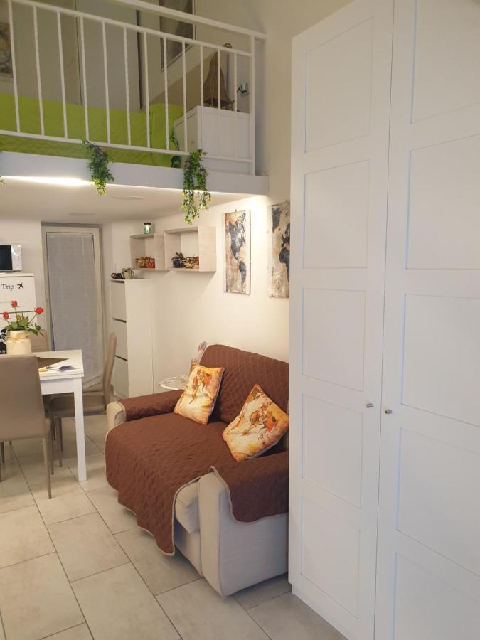 La Tana Del Viaggiatore, Parcheggio Gratuito Naples